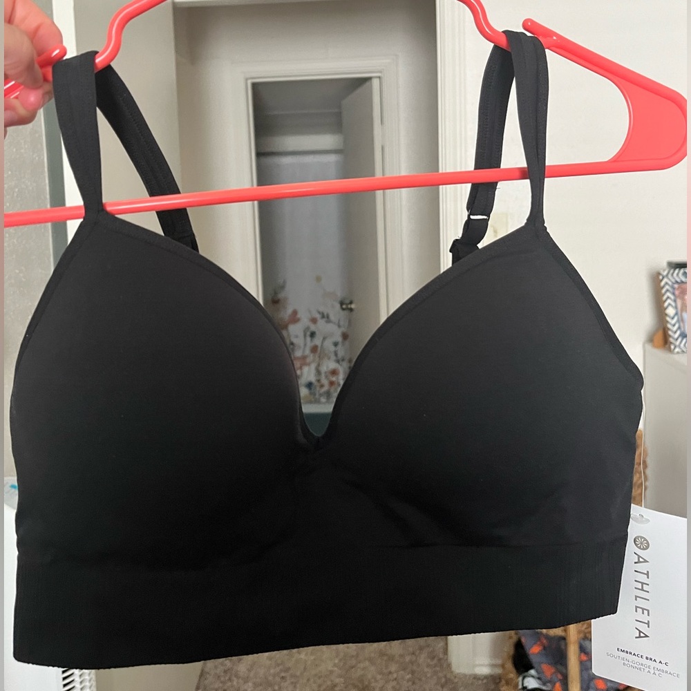 Athleta Embrace Bra A-C, Black